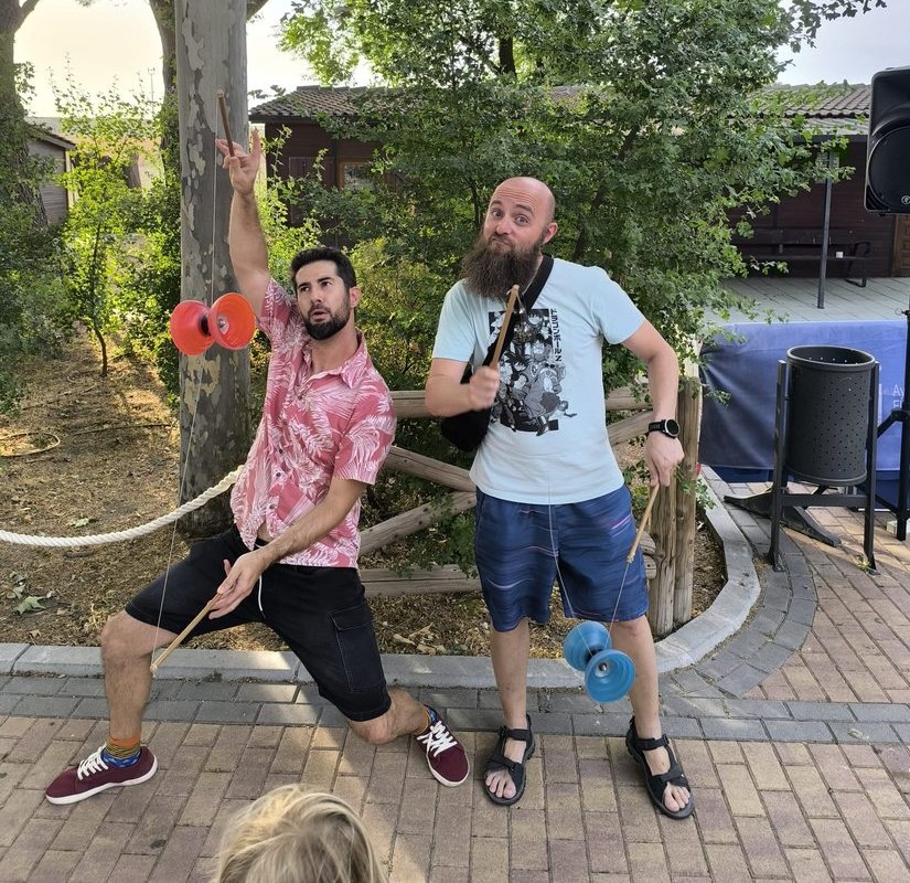 Jugando con el diábolo